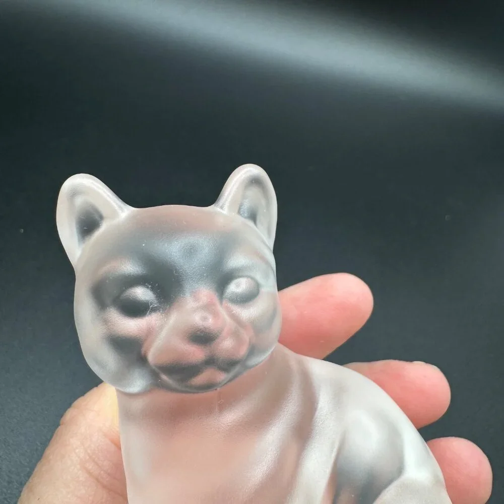 Sitting Cat Kitten Clear Frosted Art Glass Figurine Paperweight